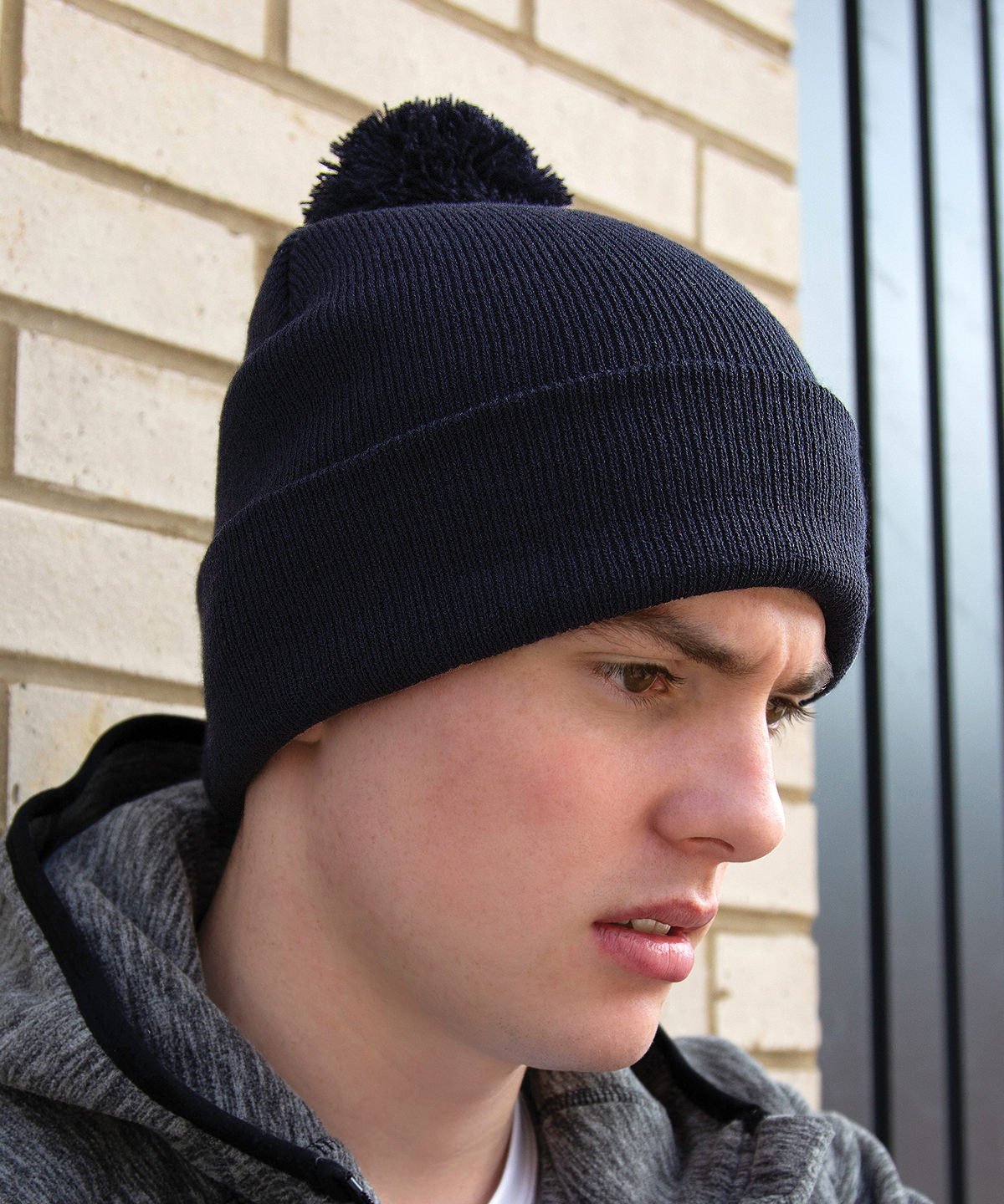 Result RC28X Pom Pom Beanie